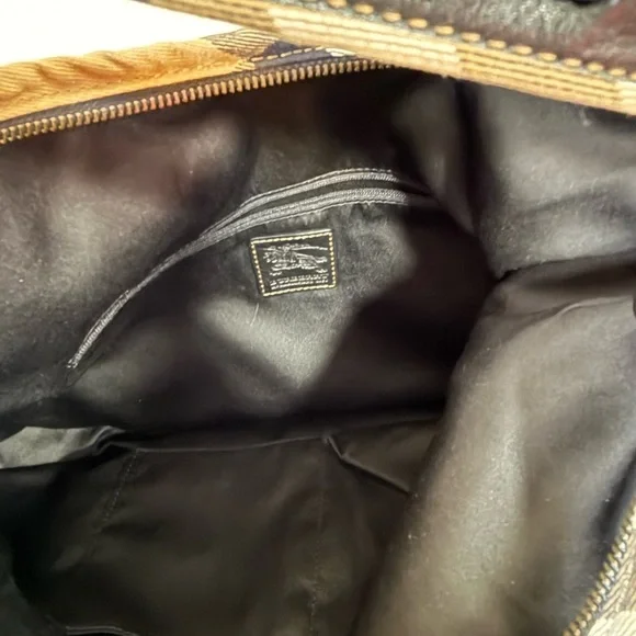 Burberry Brook Black Pebbled Leather Shoulder Bag Nova Check Trim - Picture 3 of 12